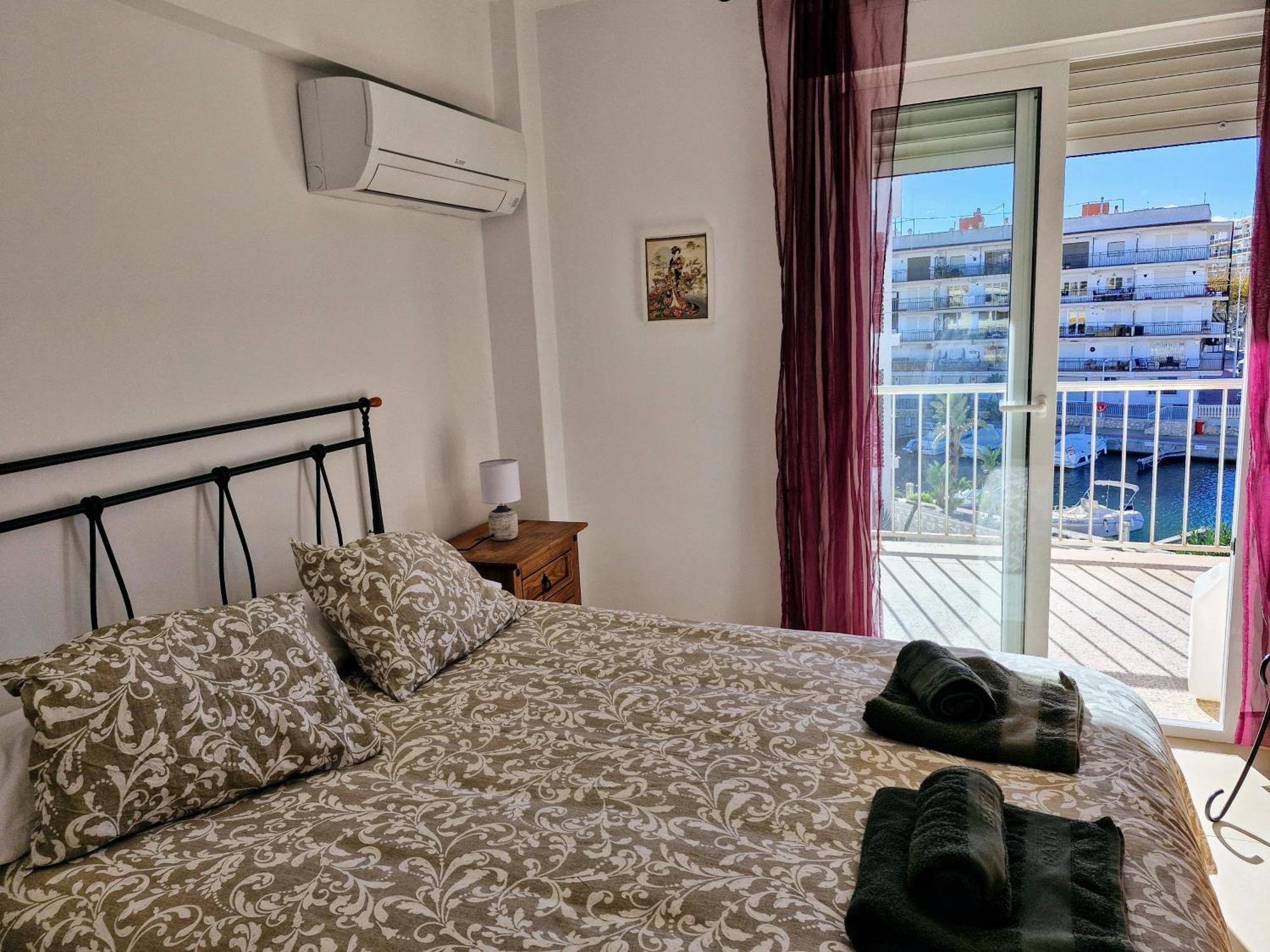 Apartamento Canal, A 3 Minutos De La Playa Del Arenal Javea Luaran gambar